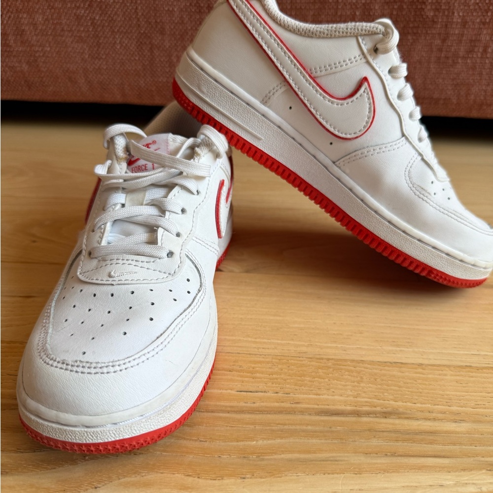 Youth Nike White Sneakers with Redish orange Soles, Size youth 2